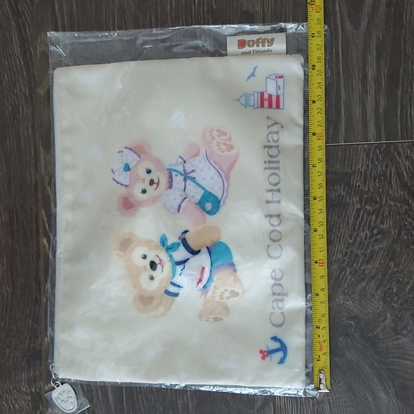 RARE 💫 TOKYO DisneySea DUFFY AND FRIENDS Disney Pouch - Brand New Sealed ✨️ - Picture 7 of 8
